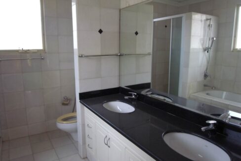 1705120109629d84-10-R0015346-4BedroomVillaInSenSok