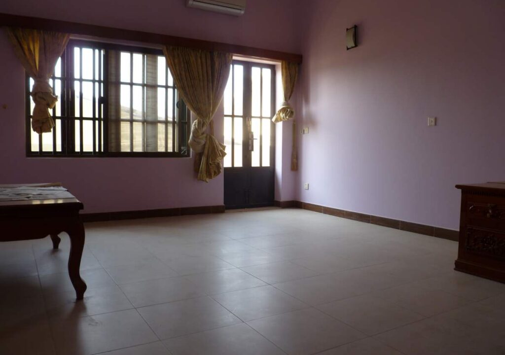 170512020387939e-11-P1040715-5BedroomTownhouseinSenSok