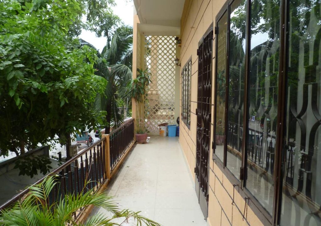 1705120304b2fdb2-1-P1070090-3BedroomApartmentinBKK1
