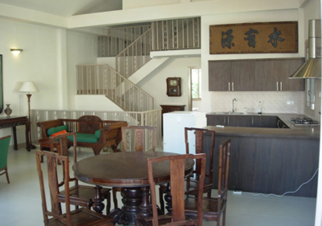 1705120402a3a1fe-2-Cuisine-sejour-2e-etage-4BedroomApartmentInDaunPenh