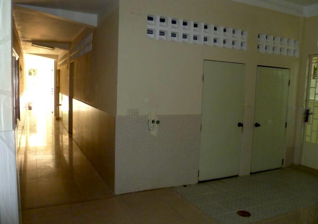 1705120409931d40-10-P1030258-8BedroomVillainToulKork