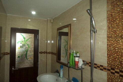1705120411f04088-10-DSC06705-3BedroomApartmentinBKK2