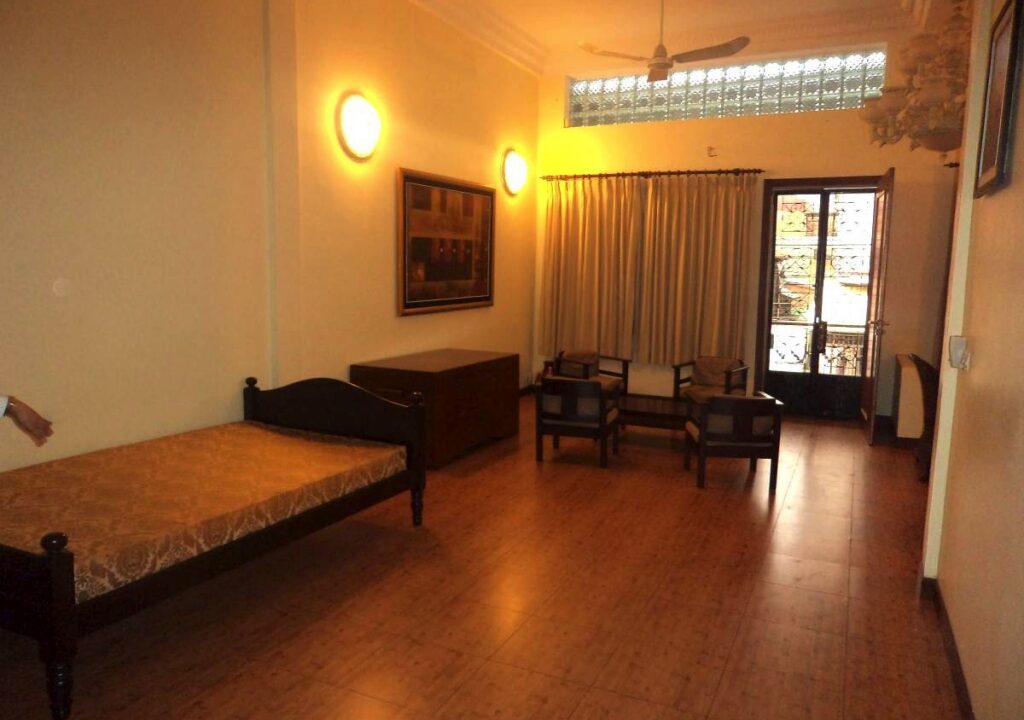 1705120509d59b29-10-DSC05499-4BedroomApartmentinDaunPenh